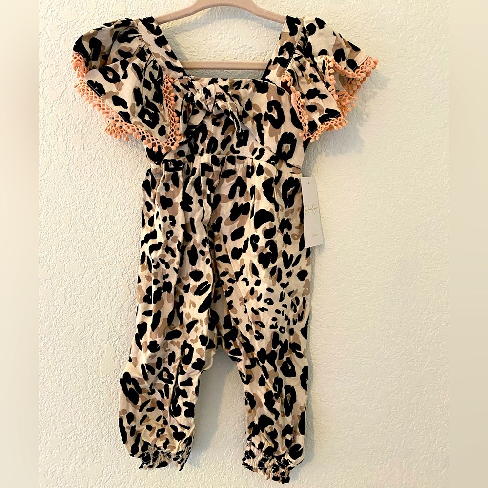 Jessica Simpson Baby Girl Leopard Print shortsleve onesie . Size:12mth NWT